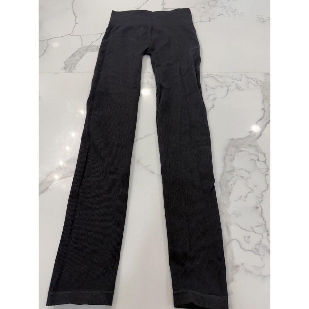 ReVamped Leggings Womens XS/S Black Ribbed Knit Mid Rise Stretch Ankle Pants